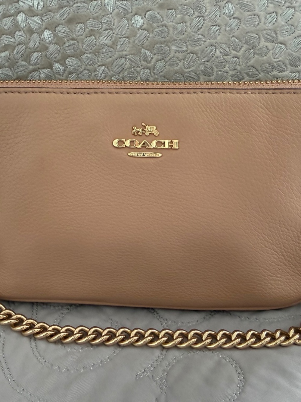 Coach Nolita Wristlet in Blush / Ballet Pink, Excellent Used condition